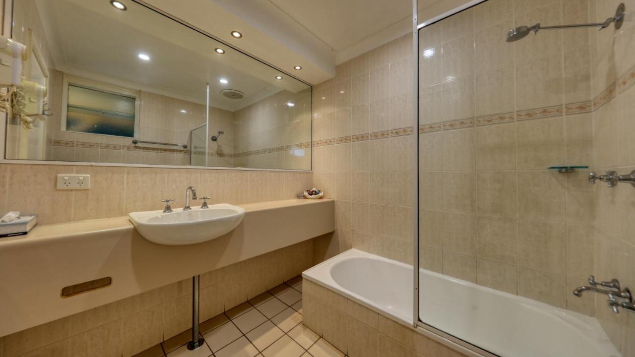 Bushman'S Motor Inn พาร์กส์ ภายนอก รูปภาพ
