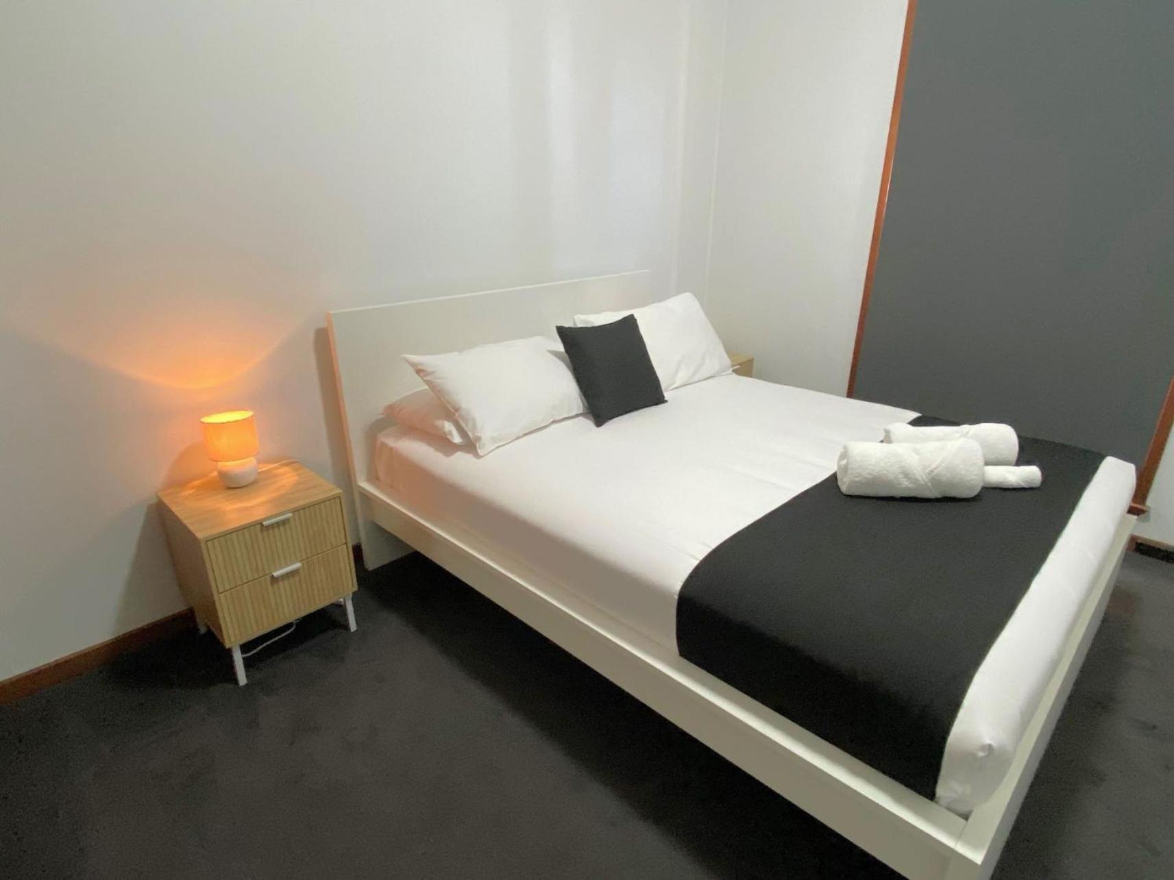 Bushman'S Motor Inn พาร์กส์ ภายนอก รูปภาพ