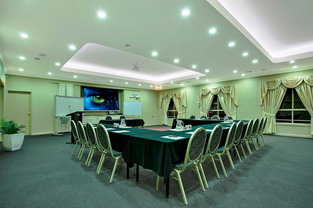 Bushman'S Motor Inn พาร์กส์ ภายนอก รูปภาพ