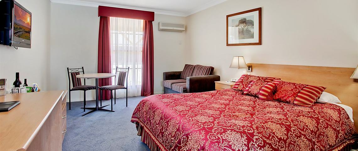 Bushman'S Motor Inn พาร์กส์ ภายนอก รูปภาพ