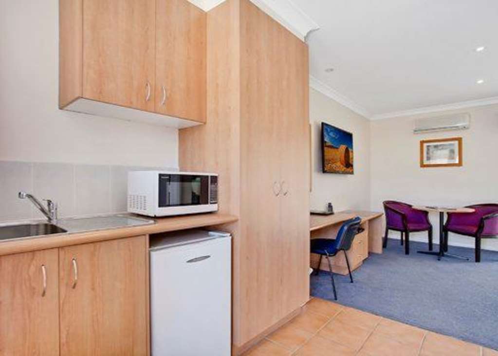 Bushman'S Motor Inn พาร์กส์ ห้อง รูปภาพ